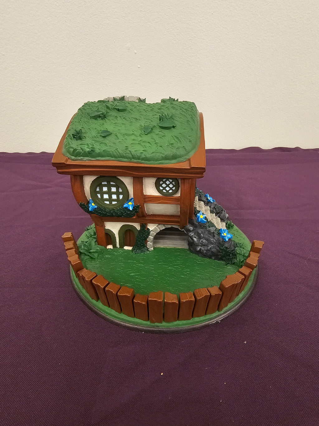 The Green Hill Dice Tower – Inspired by the Shire