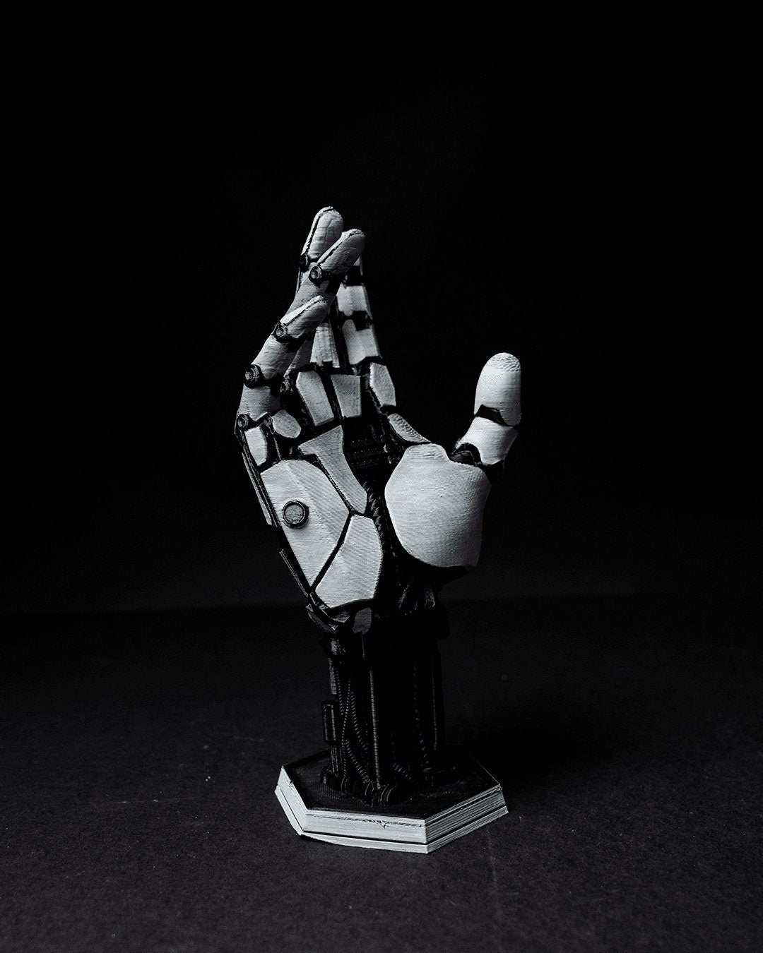 Robot hand controller stand