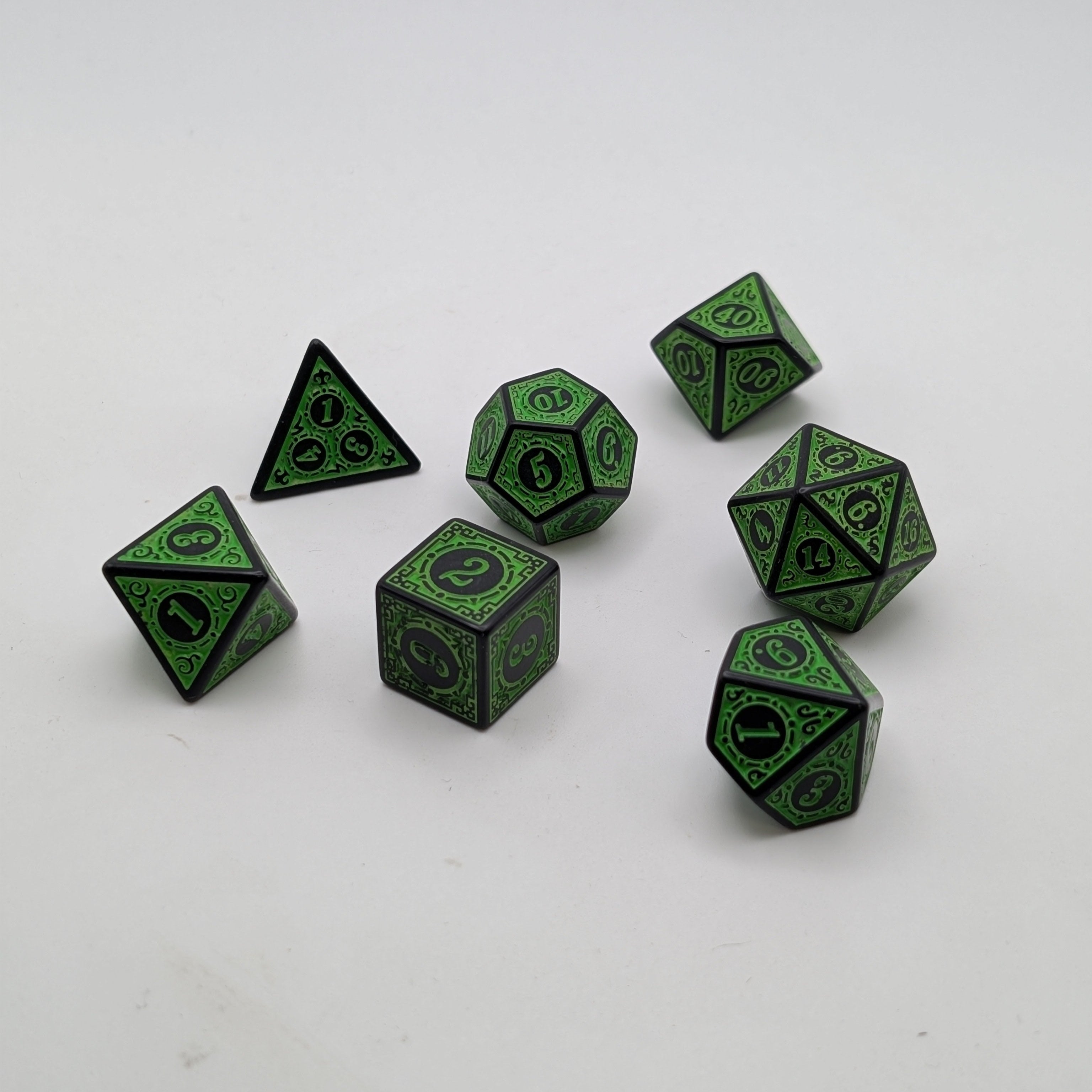 Magic Flame - Green - 7 Piece DnD Dice Set | Acrylic RPG Gaming Dice