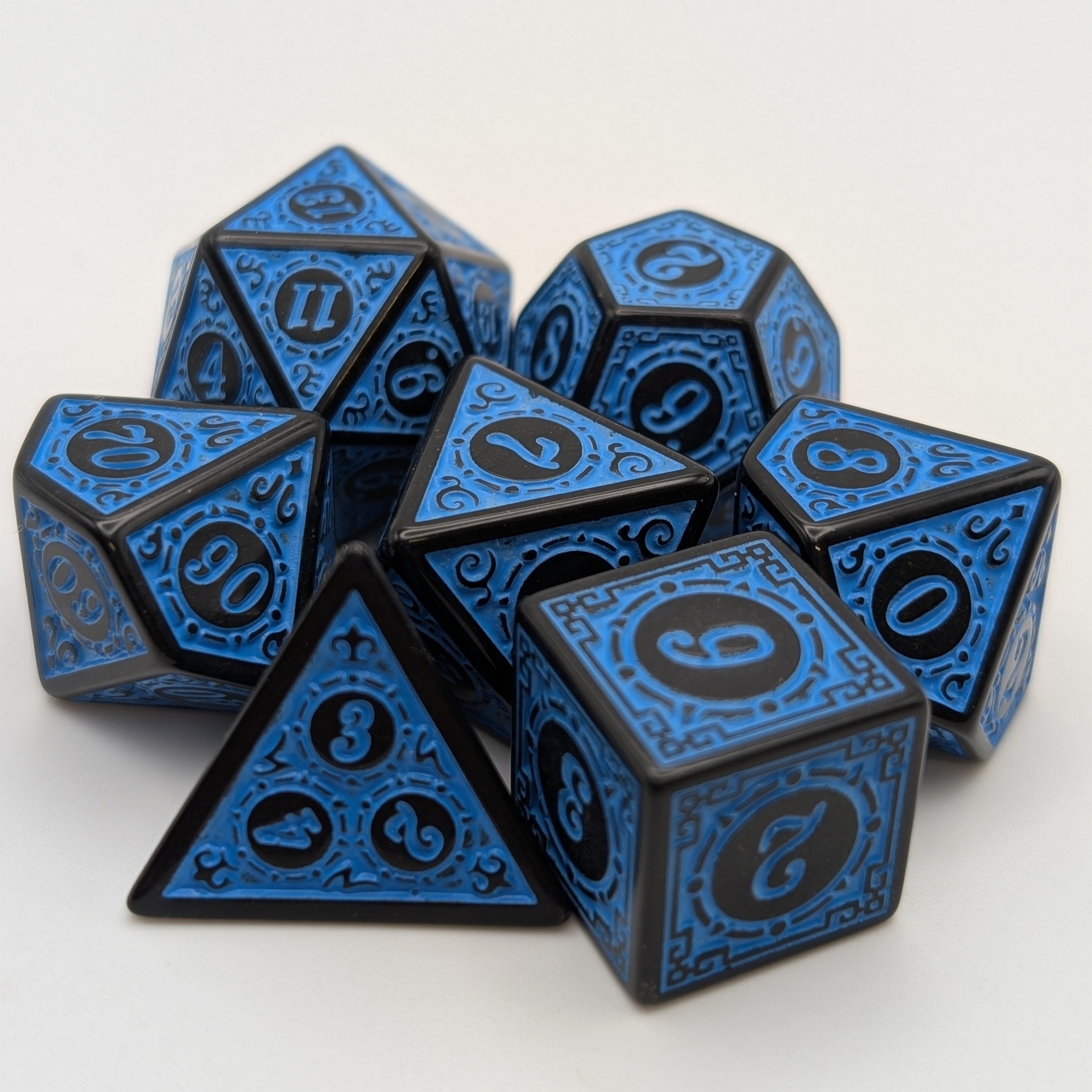 Magic Flame - Blue - 7 Piece DnD Dice Set | Acrylic RPG Gaming Dice