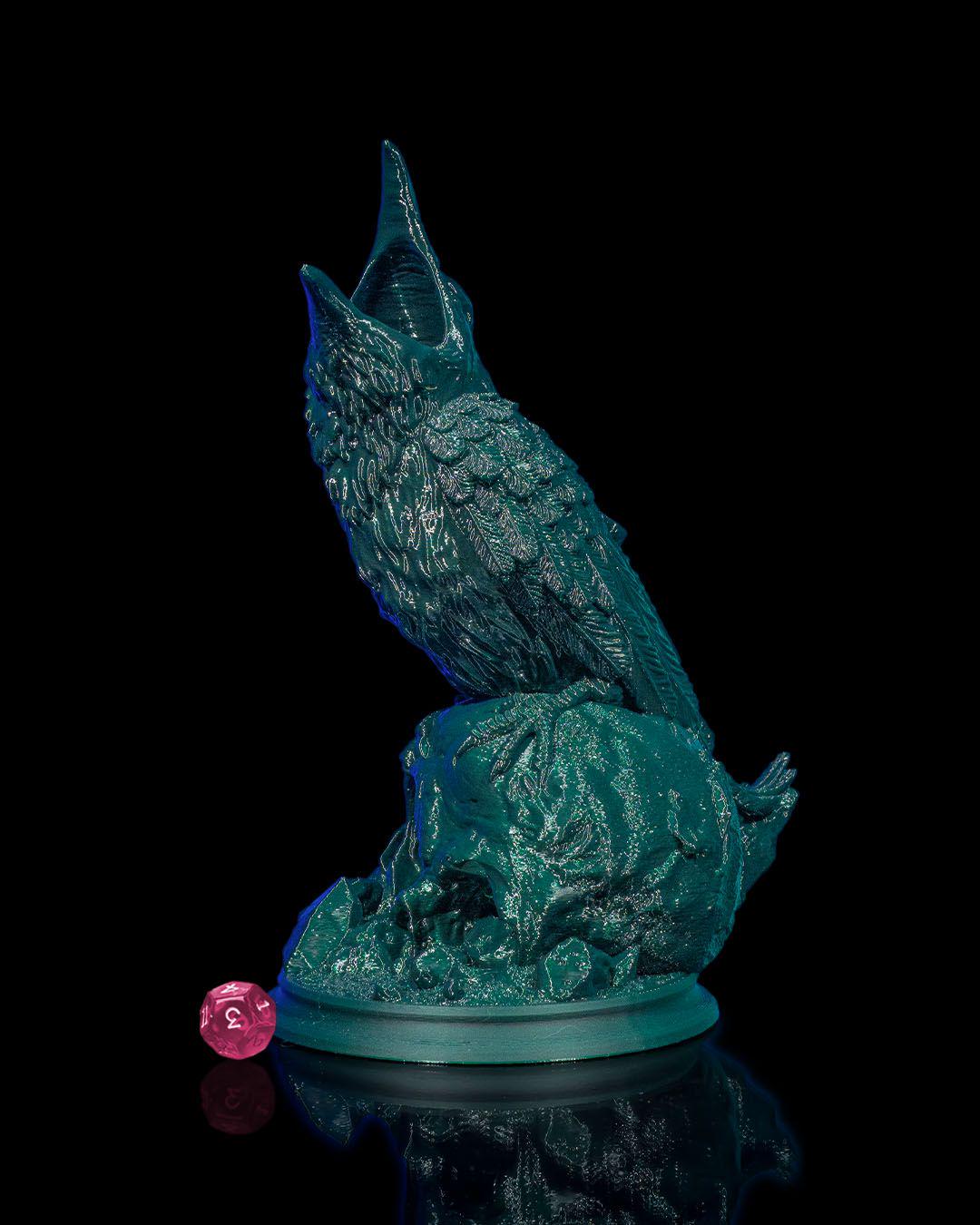 Raven’s Feast Dice Tower - A Dark and Dramatic Roll!