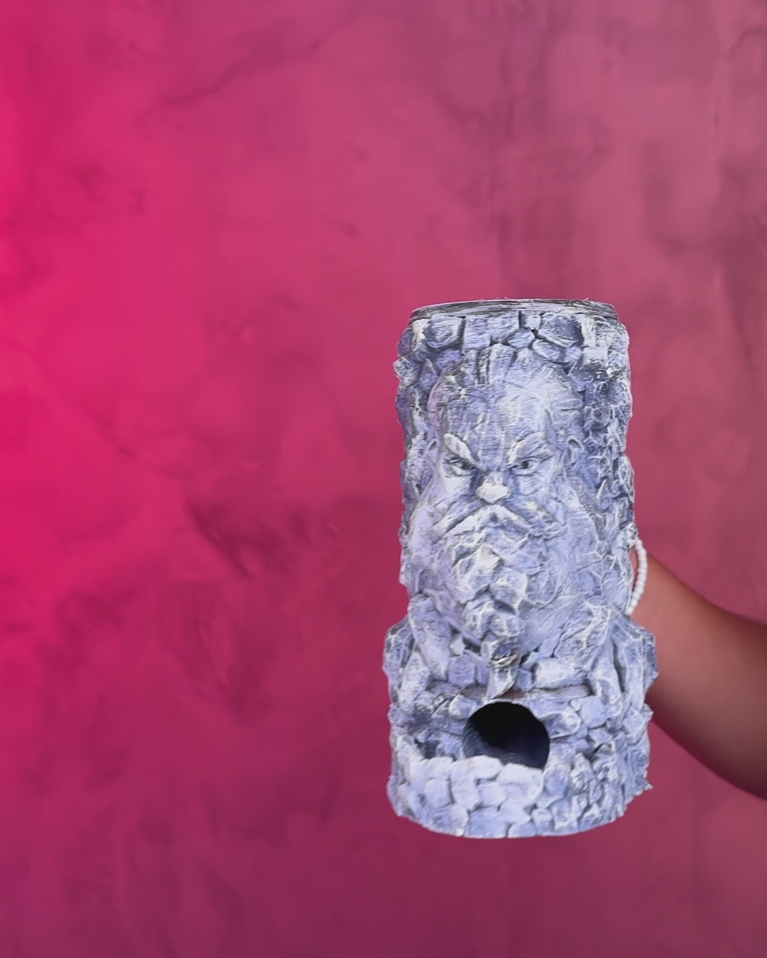 Stonebeard Hold - Sip N Roll